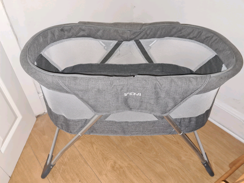 inovi cocoon moses basket